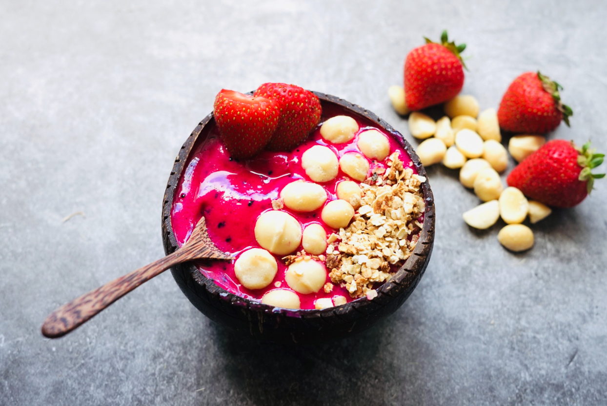 Macadamia and dragonfruit smoothie bowl