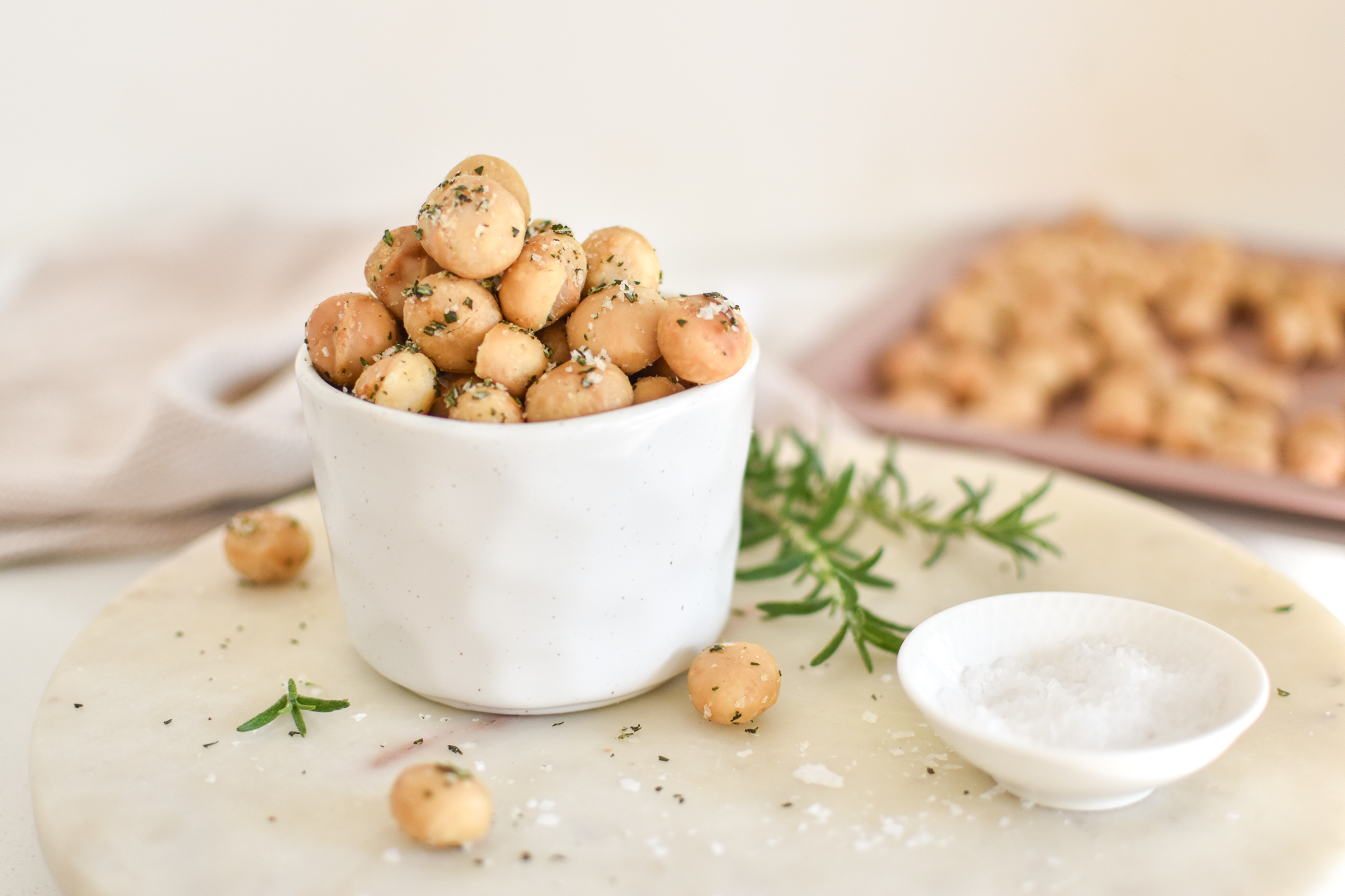 Slow roasting macadamia nuts