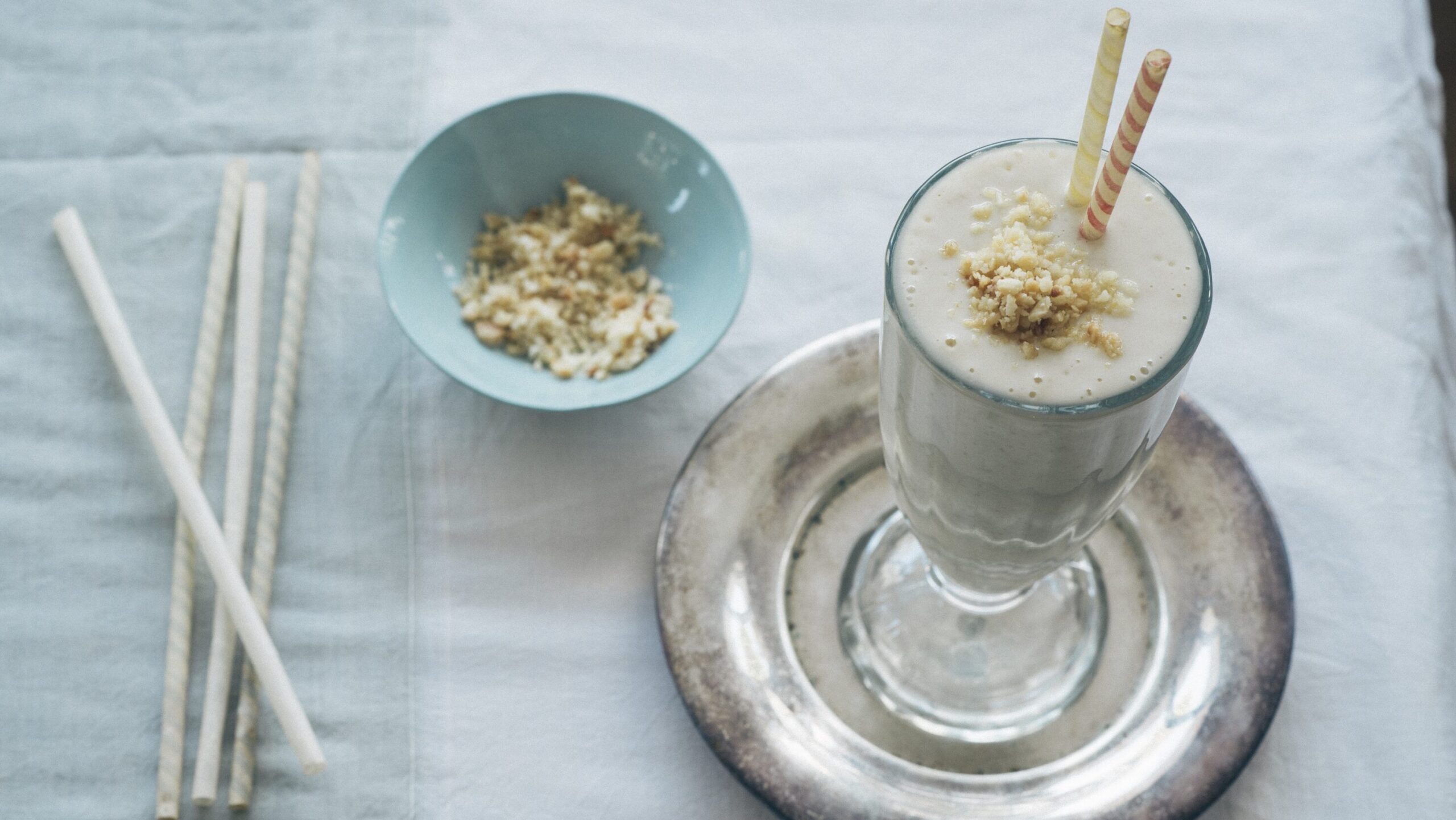 Macadamia banana smoothie recipe