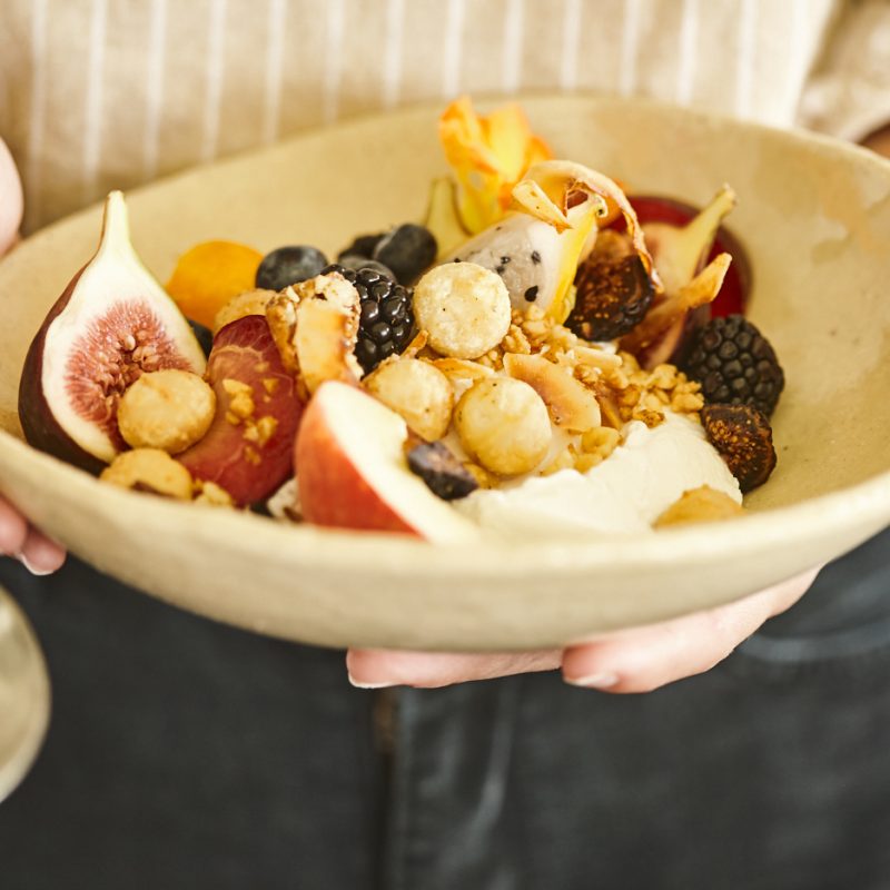 1811 Breakfast bowl with macadamia maple cardamom, flaked coconut and fig crunch (2)