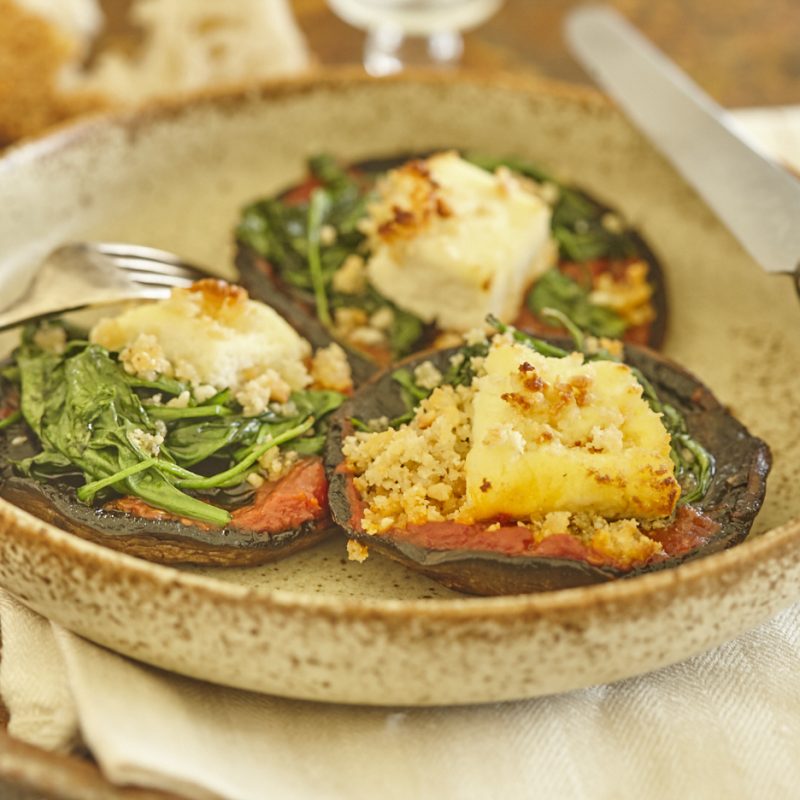 1811 Roasted mushrooms with sautÇed spinach, rich tomato sauce and macadamia feta (15) copy