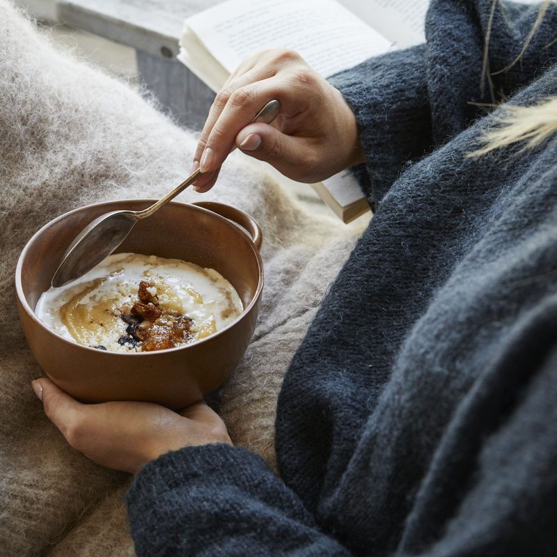 1912 Macadamia milk porridge with macadamia honey whip (2)