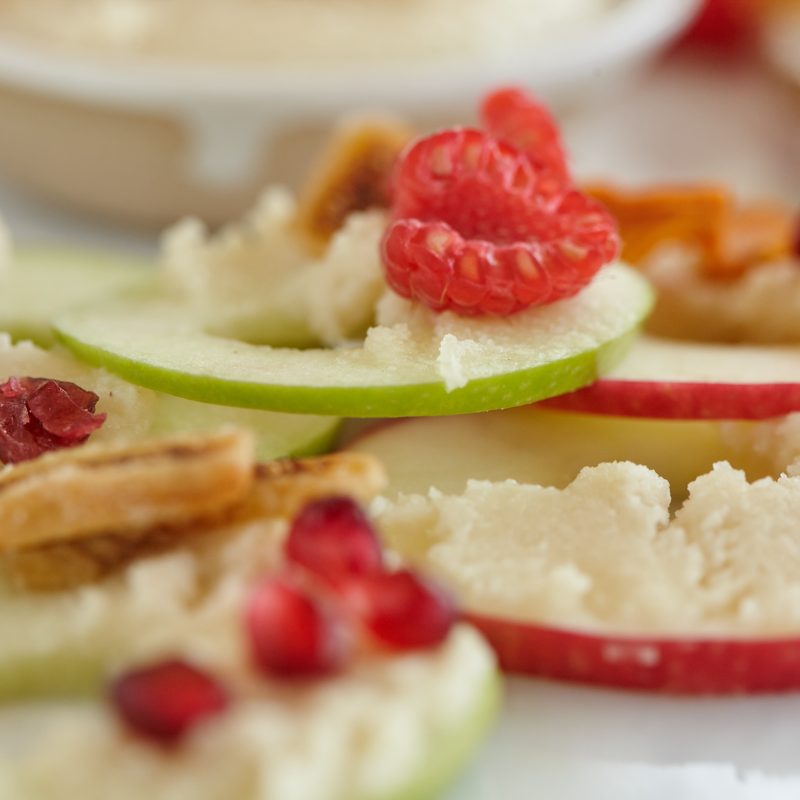 2011 Macadamia butter on apple slices (22)