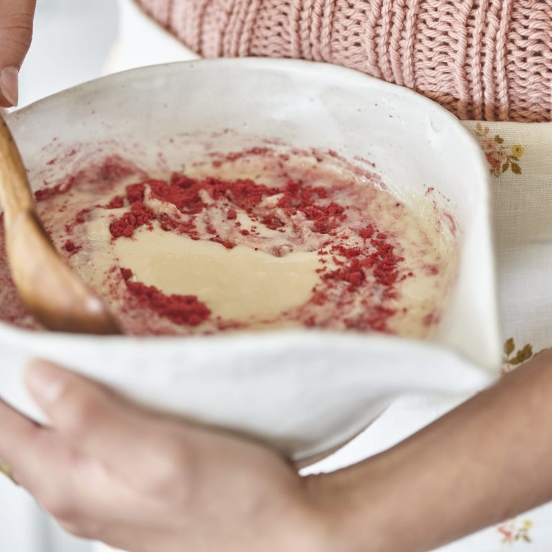 2110 Raspberry macadamia butter on coconut and macadamia biscuits (2)