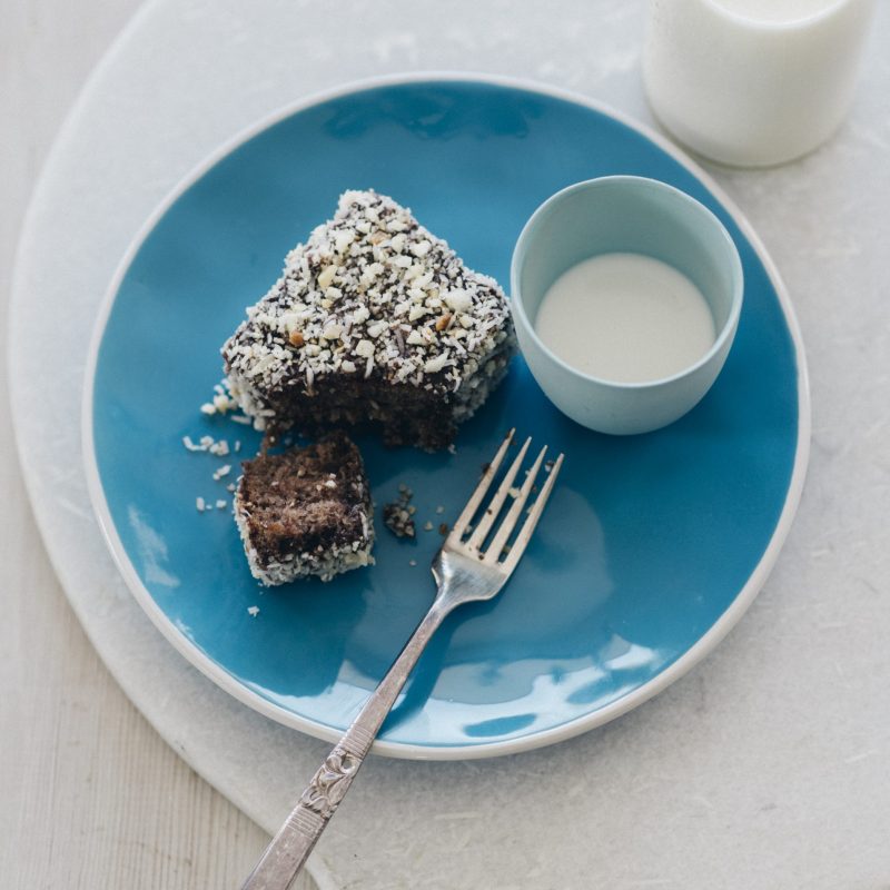 Macadamia chocolate lamingtons